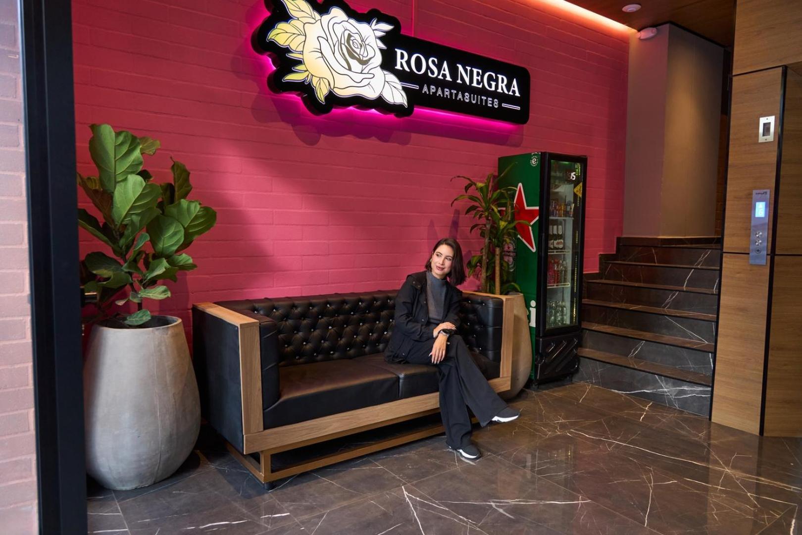 Rosa Negra Haven Cozy Stadio Aparta-Suite Медельин Экстерьер фото